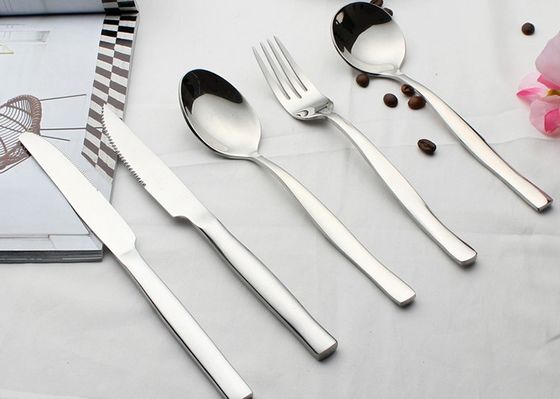 Glossy 25Pcs Stainless Steel Cutlery Flatware Set For Restaurant