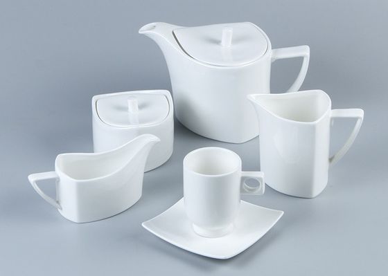OEM FDA Ceramic Dinnerware Set For Home Restaurant